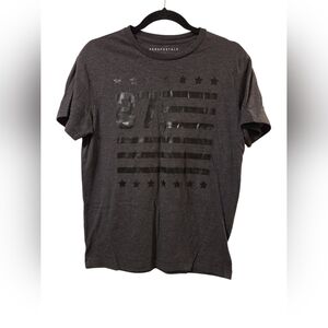 Aeropostale Men's Charcoal Graphic Tee